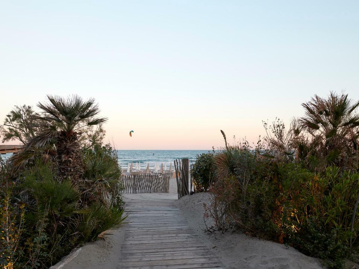 Hotel Plage Palace & Spa Palavas-les-Flots Exterior foto Beach of Sabinillas
